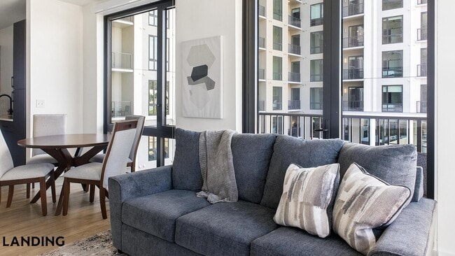 Building Photo - 1007 S Mint St Unit 835