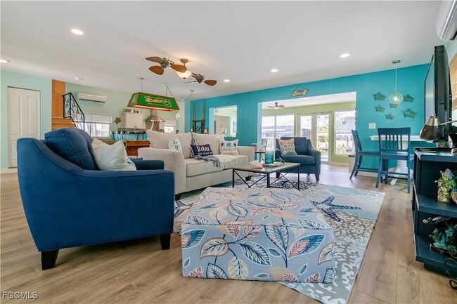 Photo - 2372 Baybreeze St