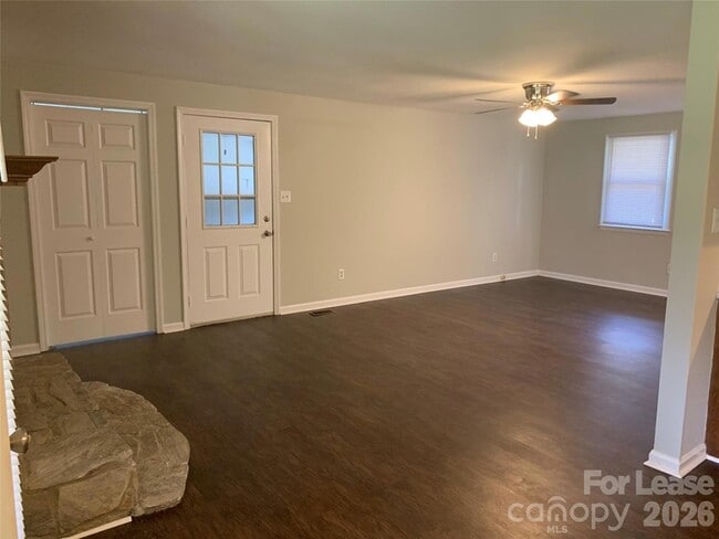 Photo - 2995 Wonderland Ln
