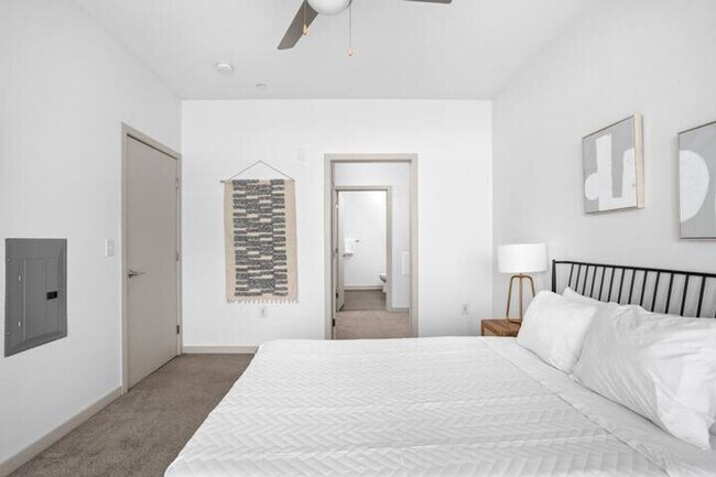 Photo - 747 N College Ave Unit ID1014502P