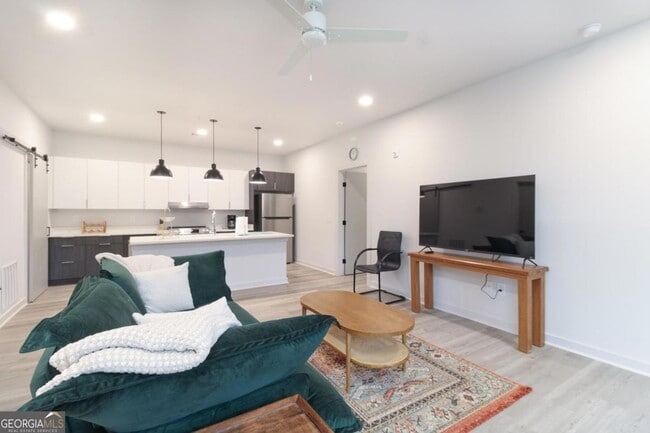 Photo - 240 Martha Dr