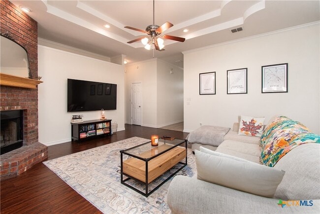 Photo - 103 Corral Ct