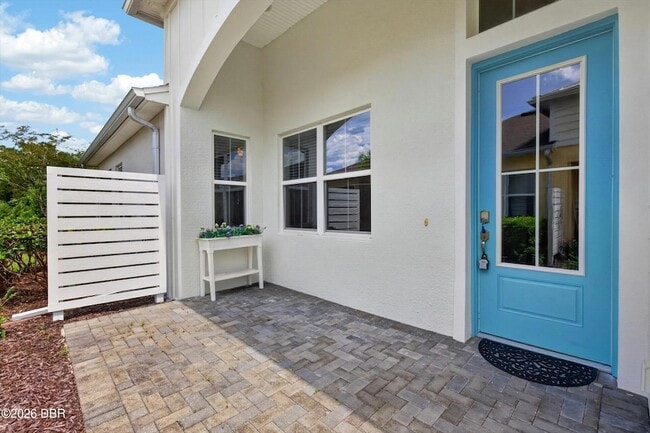 Photo - 330 Coral Reef Way