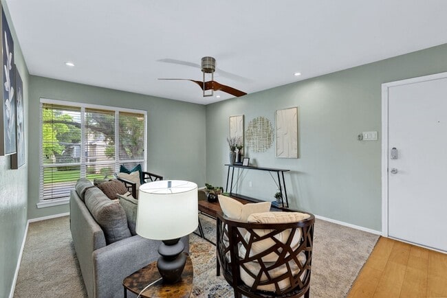 Photo - 10536 Stone Canyon Rd Unit 216E