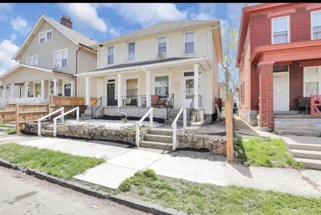 Photo - 287 E Woodrow Ave Unit 289