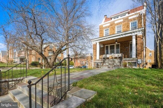 Photo - 4221 16th St NW