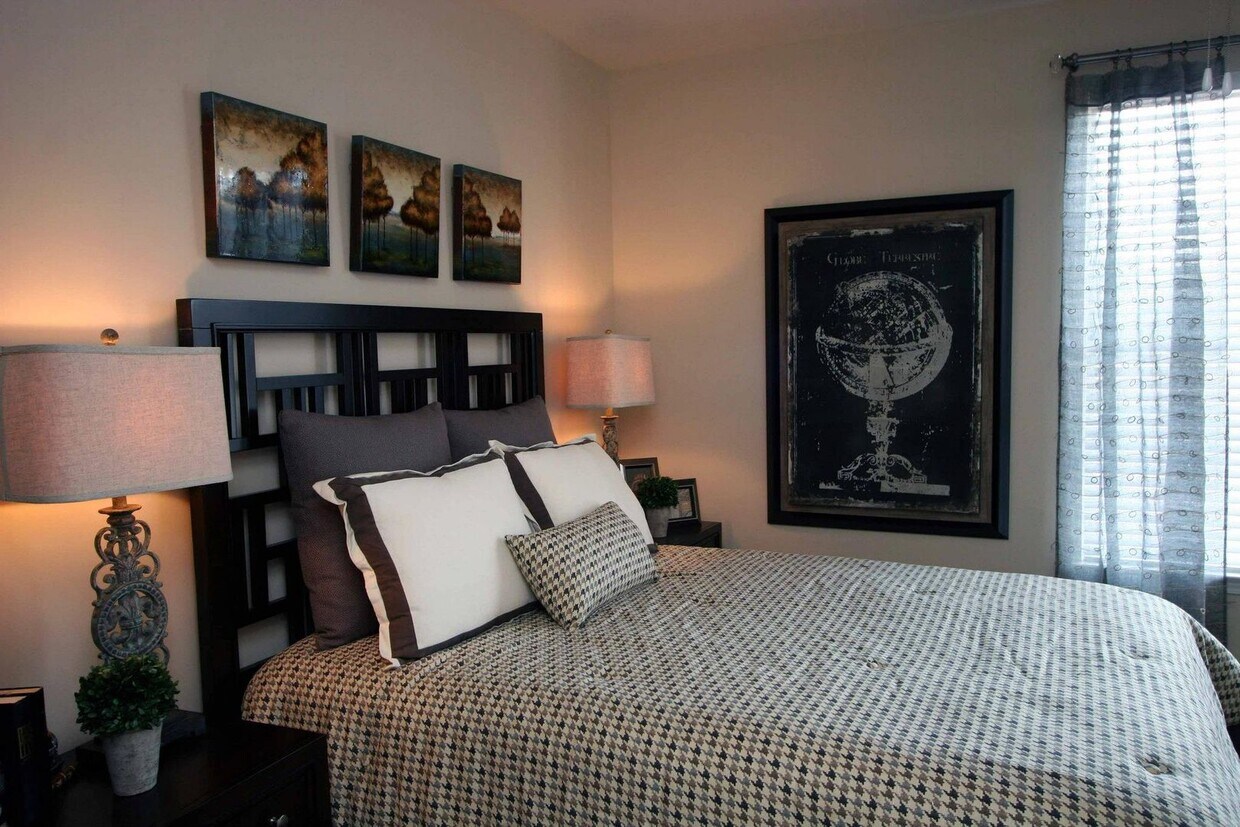 Floor Plan - Save Money this Spring!