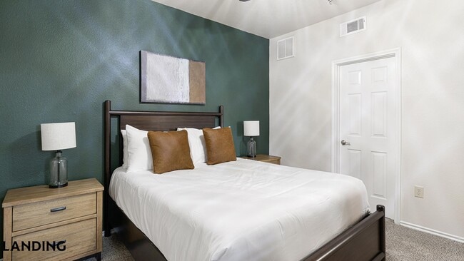 Photo - 165 Forestbrook Dr Unit 805