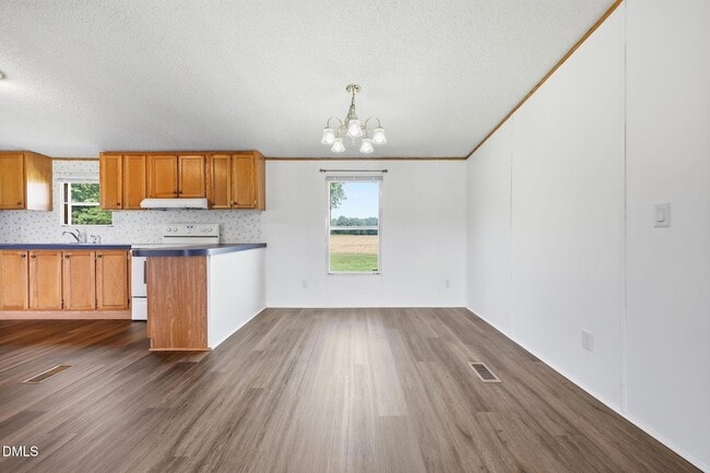 Photo - 1385 Live Oak Rd