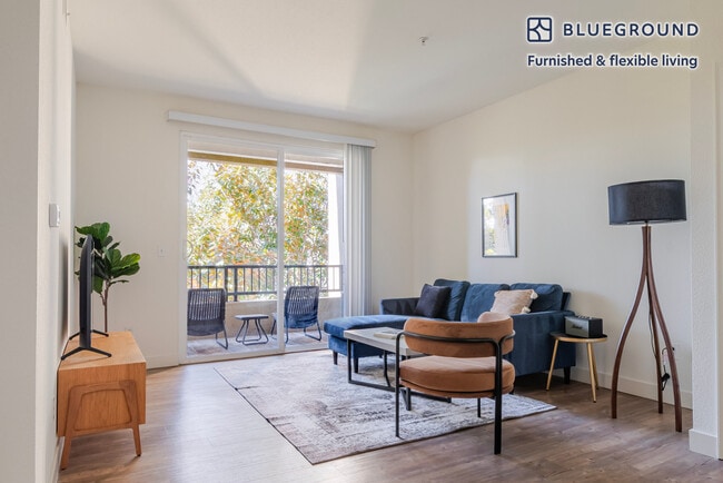 Building Photo - 1265 Lakeside Dr Unit GO FL2-ID2100