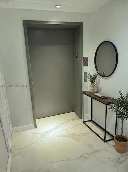 Photo - 16385 Biscayne Blvd Unit 717