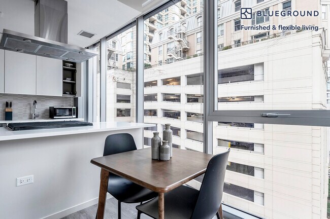 Photo - 8 E Huron St Unit FL8-ID838