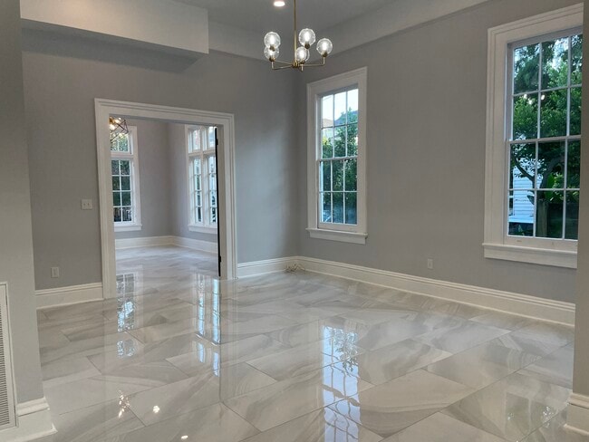 Photo - The Lauren Luxury Apartments