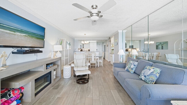 Building Photo - 7205 Thomas Dr Unit ID1056216P