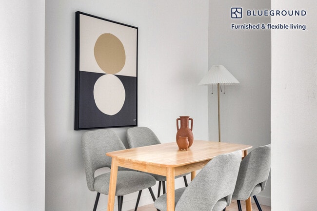 Photo - 501 1/2 E 83rd St Unit FL3-ID1998