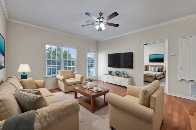 Photo - Riviera Apartments