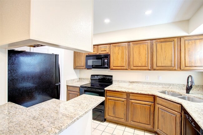 Photo - 1304 Harwell Dr Unit 4811