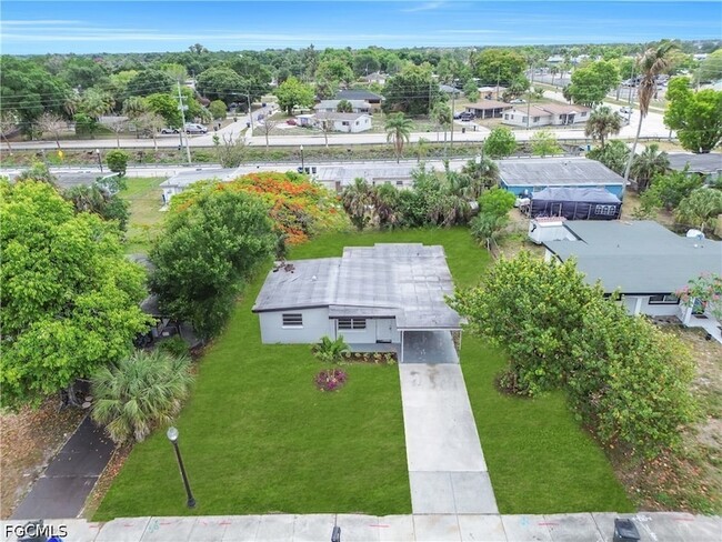 Photo - 1527 Gardenia Ave