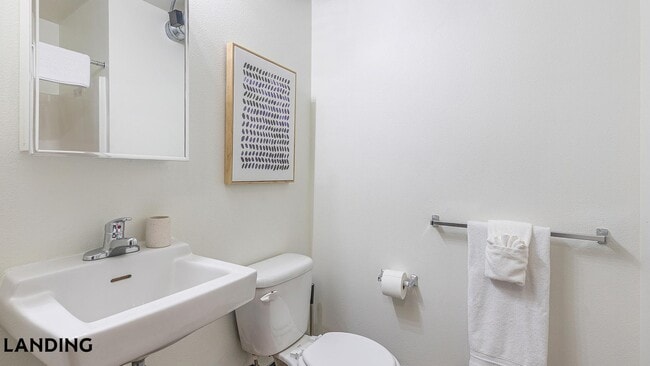 Photo - 1430 NW Pettygrove St Unit E313