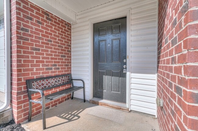 Photo - 107 Latimer Dr