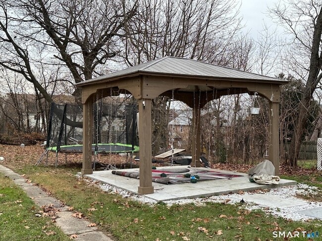 Photo - 70 Hawthorne St