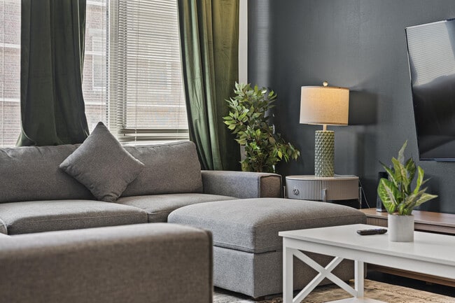 Photo - 160 E Berkeley St Unit SI ID1240309P