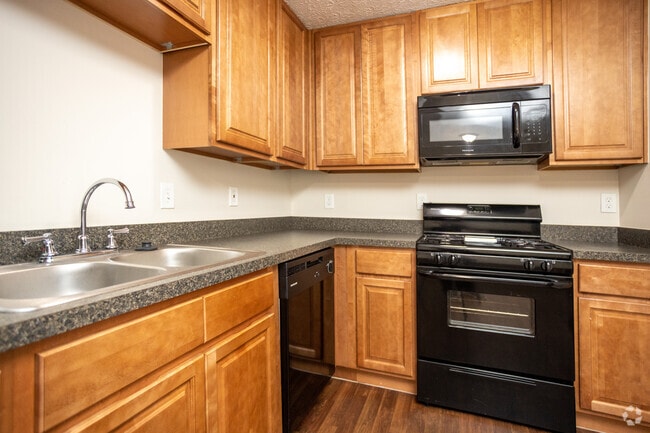 Interior Photo - Carriage Lane