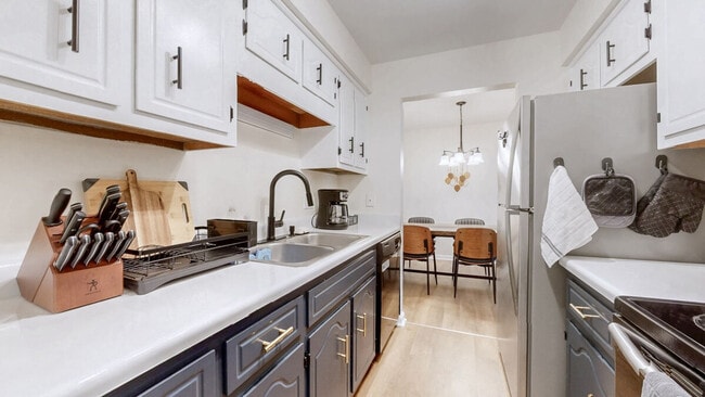 Photo - 253 White Oak Rd Unit SI ID1473712P