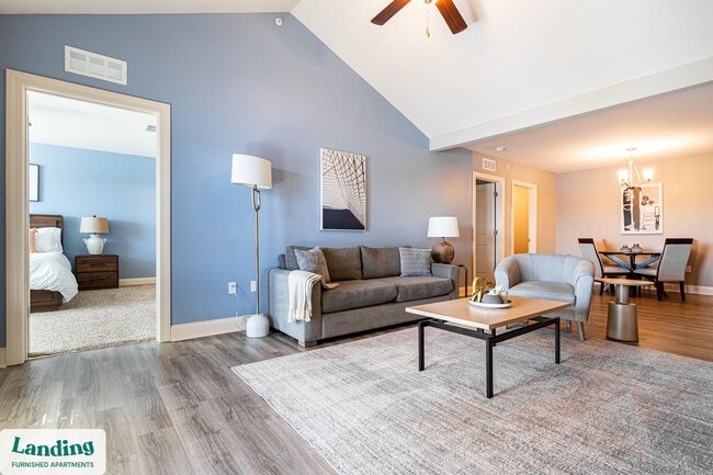 Building Photo - 305 Laredo Dr Unit 2-308