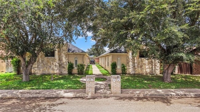 Building Photo - 2013 Agua Fina Ave Unit D