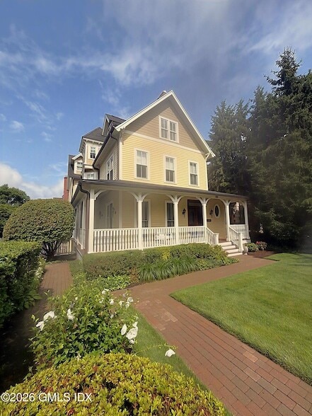 Building Photo - 178 Milbank Ave Unit 2