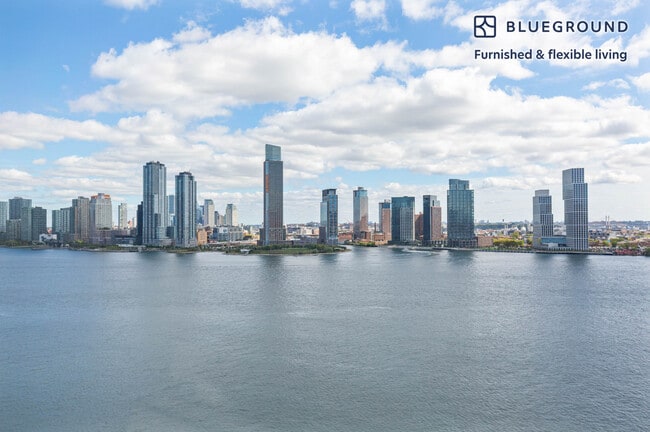 Photo - 20 Waterside Plaza Unit SI FL15-ID979