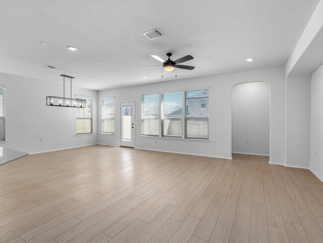 Photo - 12501 Chumleys St