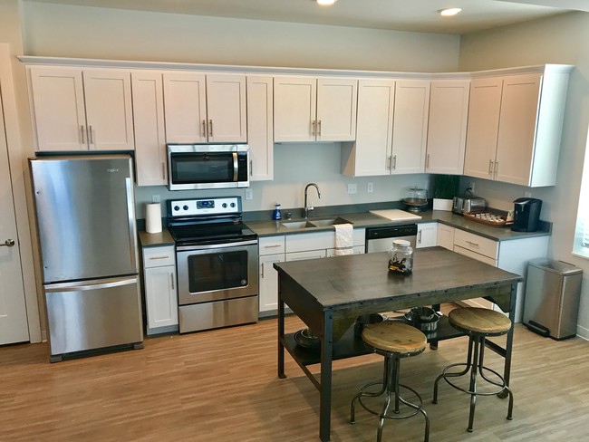 Photo - Manseau Flats