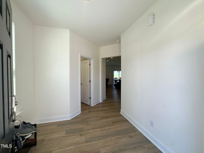 Photo - 109 Steel Springs Ln