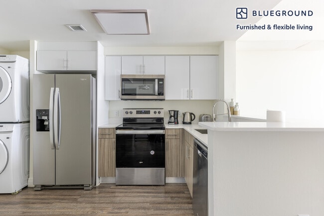 Photo - 110 SW 12th St Unit FL1-ID143