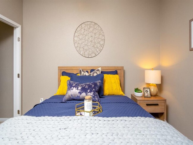 Photo - Park Crossing