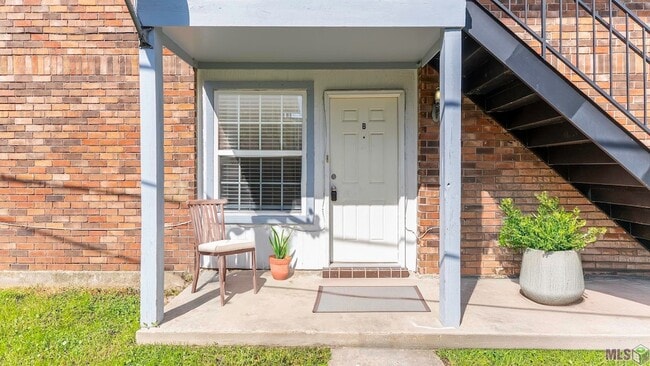 Building Photo - 1066 Manson Dr