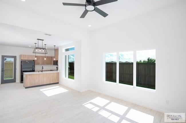 Photo - 3604 Hidalgo Cir