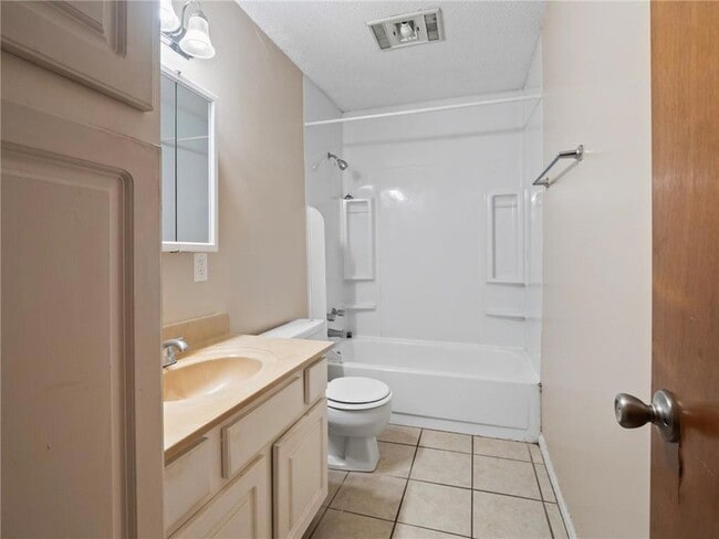 Photo - 400 Voters Rd