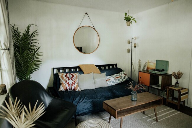 Photo - 2526 S Madison St Unit ID1303786P