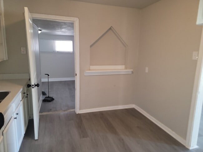 Photo - 5322 Pershing St