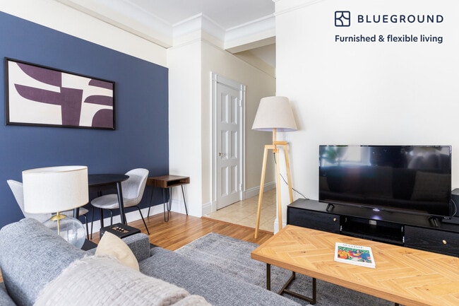 Photo - 62 Boylston St Unit FL3-ID240