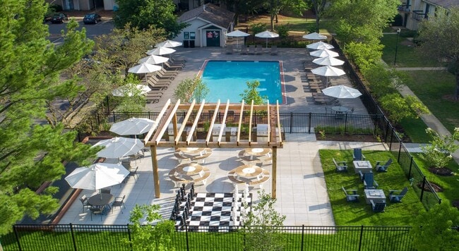 buildingphoto-39-1 - Hunters Glen