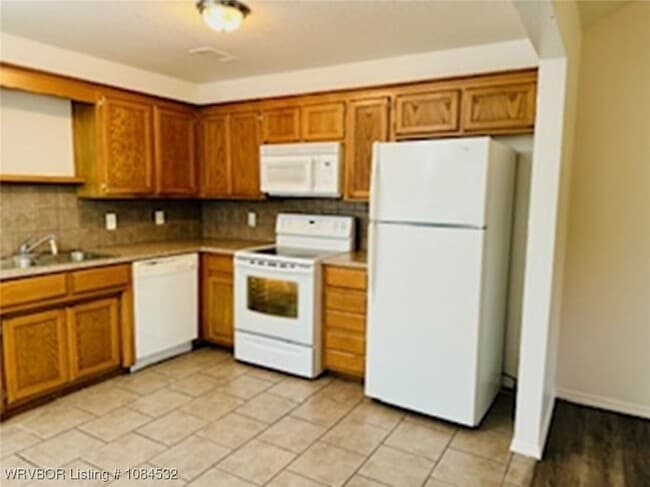 Photo - 1813 Green Meadow Dr