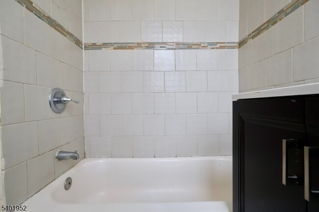 Photo - 292 S 8th St Unit 1