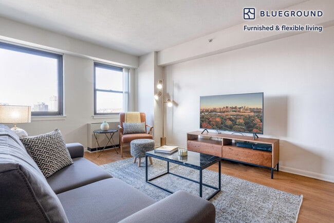 Photo - 10 Emerson Pl Unit FL9-ID54