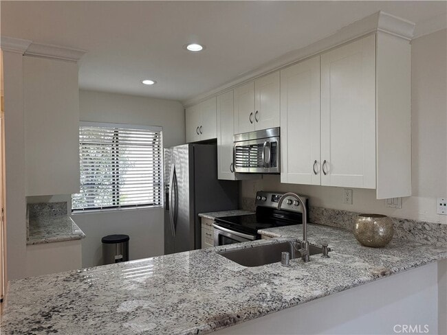 Photo - 252 Pineview