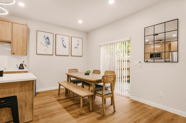 Photo - 3202 NW Division St Unit ID1334341P