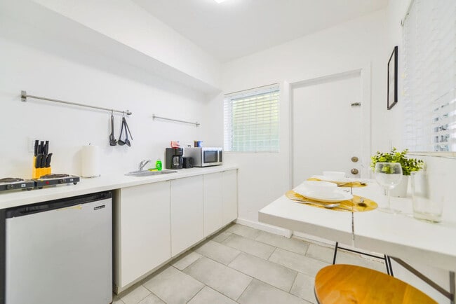 Photo - 515 NE 82nd St Unit FL1-ID1022255P